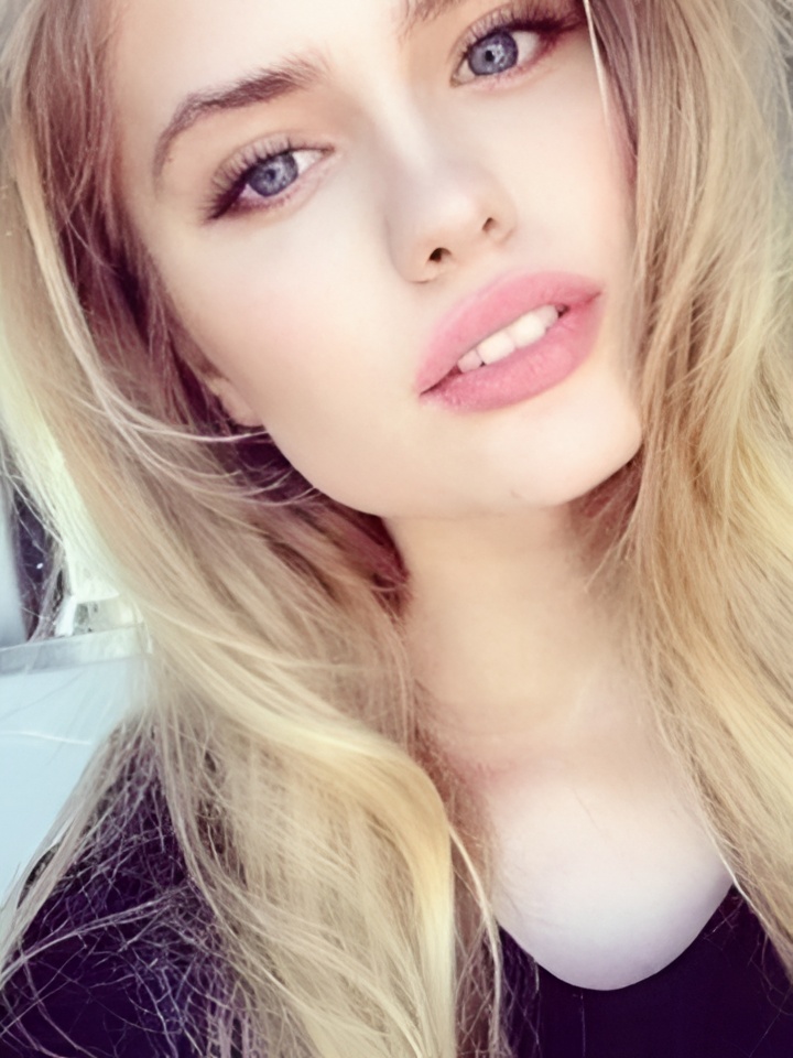 Кристина привлекальеная девушка из Бердска цена от 2000 руб