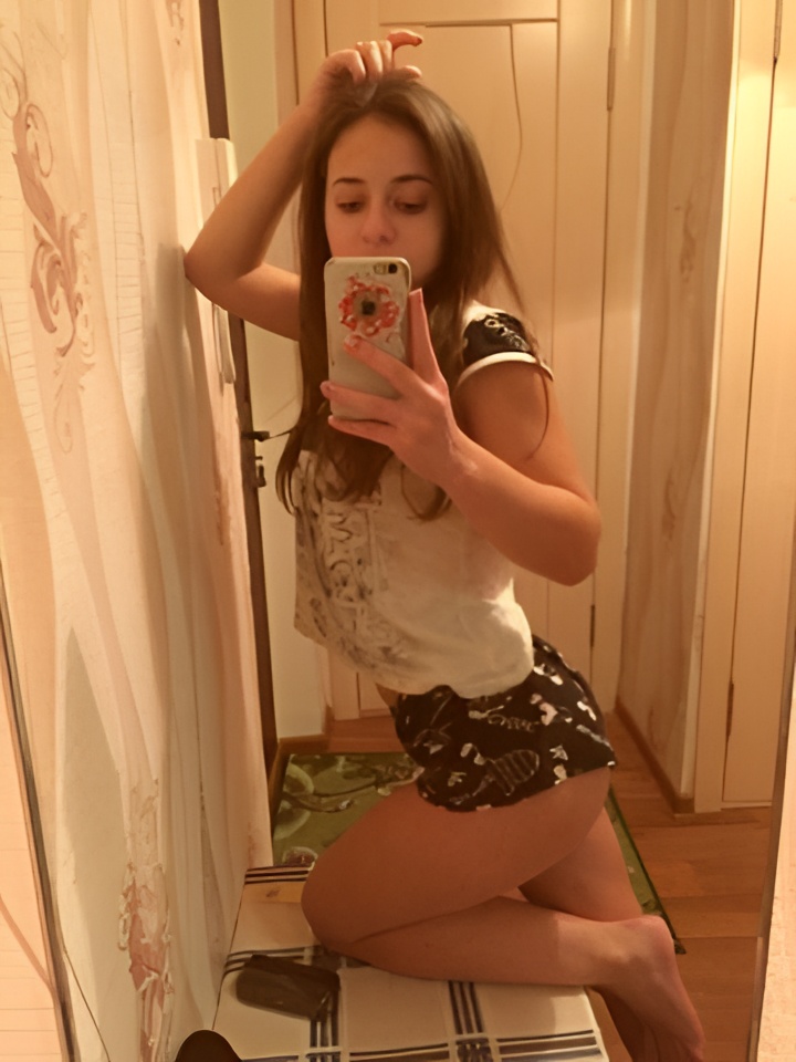 Риана привлекальеная девушка из Бердска цена от 1500 руб