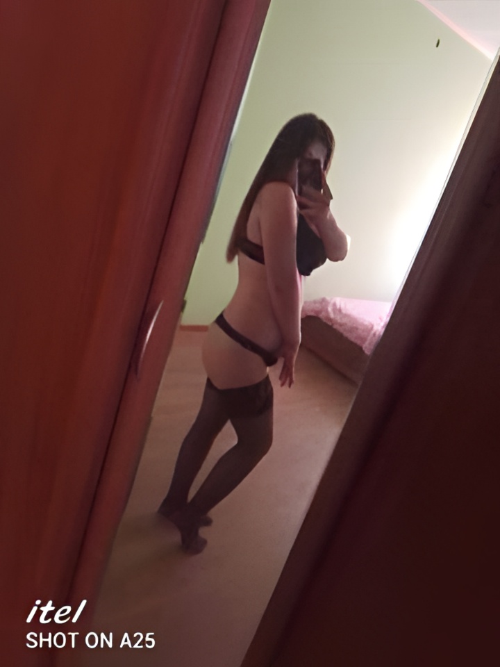 Индивидуалка Алиса, доступна для личного знакомства от 10000 руб