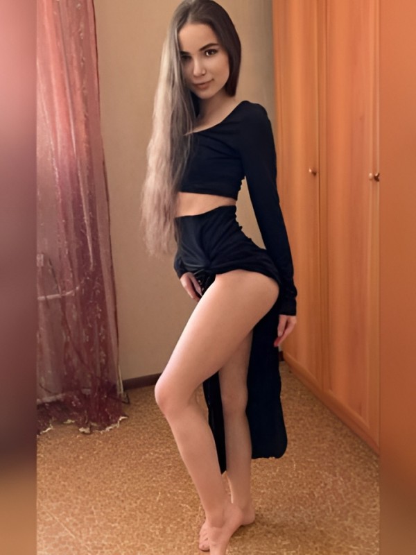 Милана привлекательная девушка из Бердска цена от 2000 руб