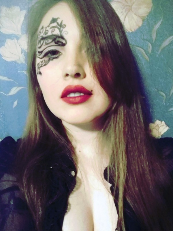 Лизонька привлекательная девушка из Бердска цена от 3000 руб