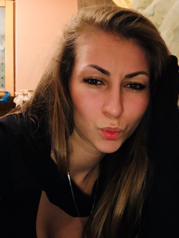 Светик привлекательная девушка из Бердска цена от 3000 руб