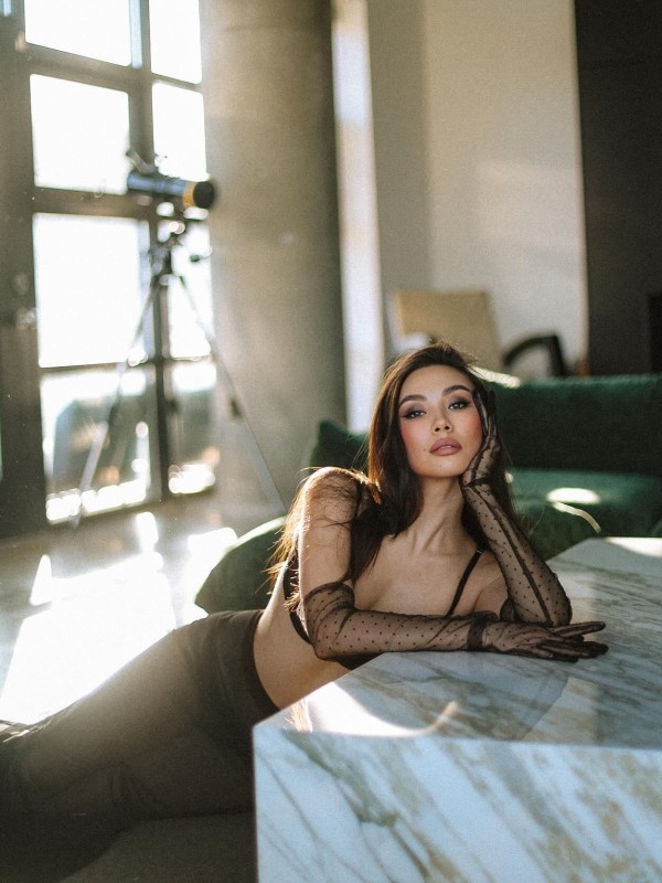 Наталия привлекательная девушка из Бердска цена от 4000 руб