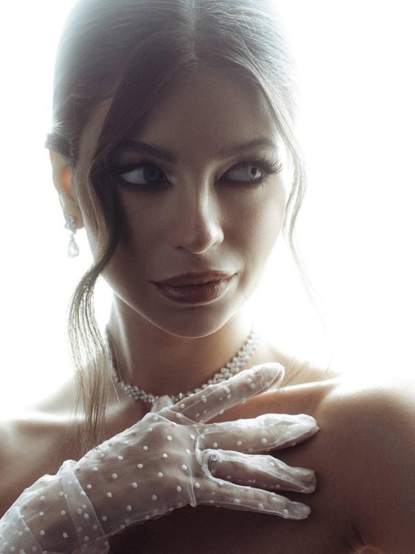 Ирка привлекательная девушка из Бердска цена от 5000 руб